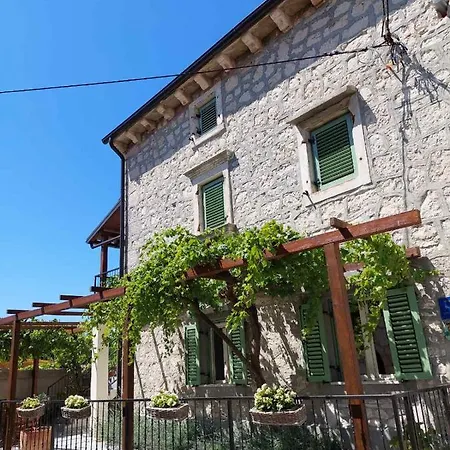 Apartment Casa Nonna Tereza Premantura